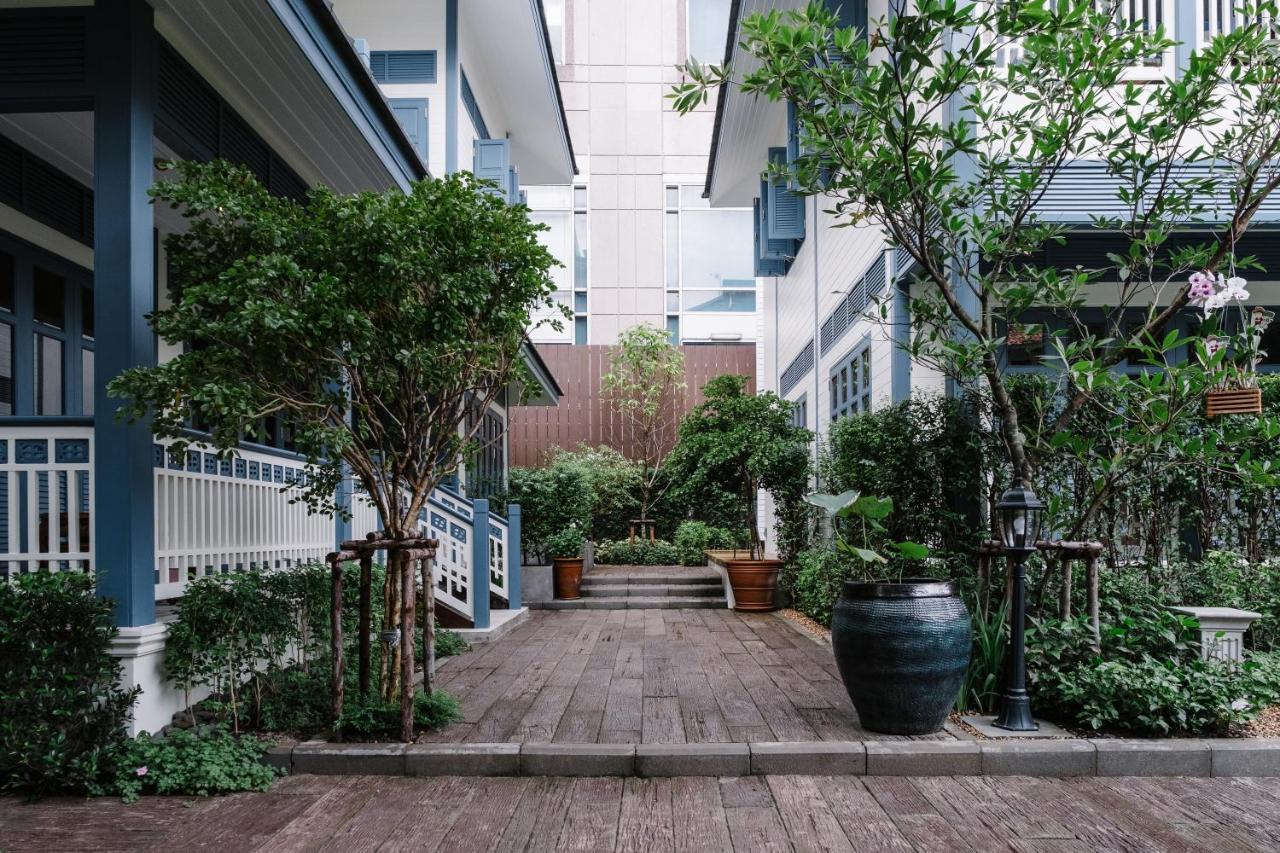 Baan Vajra Hotel Bangkok Exterior foto